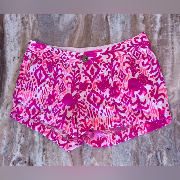 Women’s LILY PULITZER Liana Tons of Fun shorts. Size 00